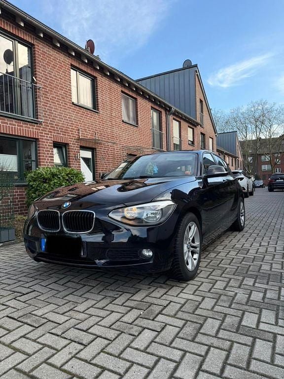 Gebraucht BMW 116 136 PS (100 kW) 2013 Schwarz Kleinwagen