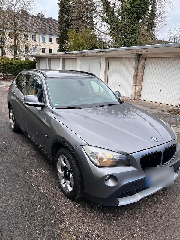 Gebraucht BMW X1 143 PS (105 kW) 2012 Grau SUV