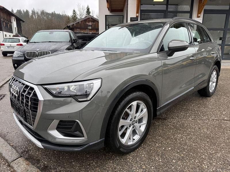Gebraucht Audi Q3 Advanced 150 PS (110 kW) 2020 Grau SUV