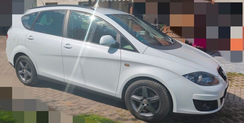 Weiß Gebraucht 2014 Seat Altea 4You Van / Kleinbus | 6.500 € (Fairer Preis) - Bild 1/4