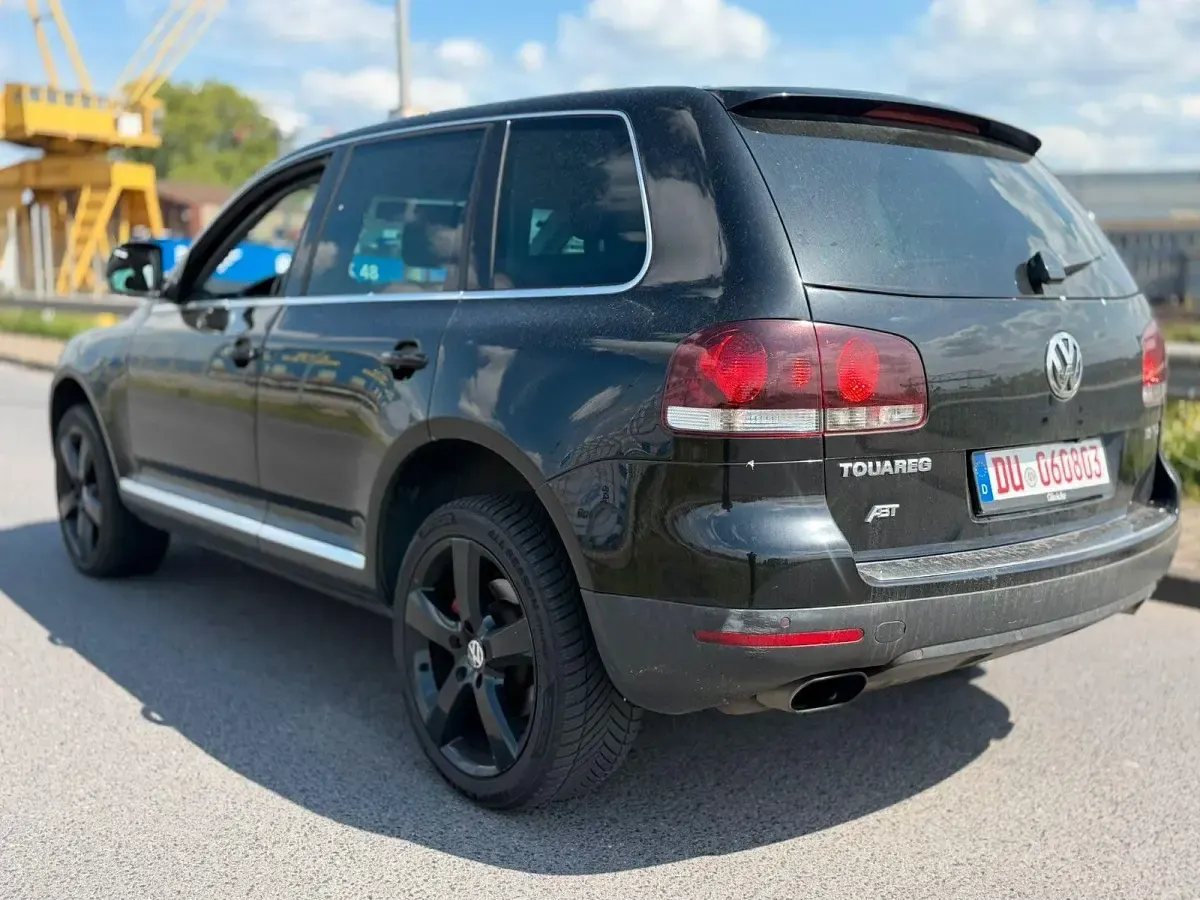 Używany VW Touareg 271 KM (199 kW) 2007 Czarny SUV
