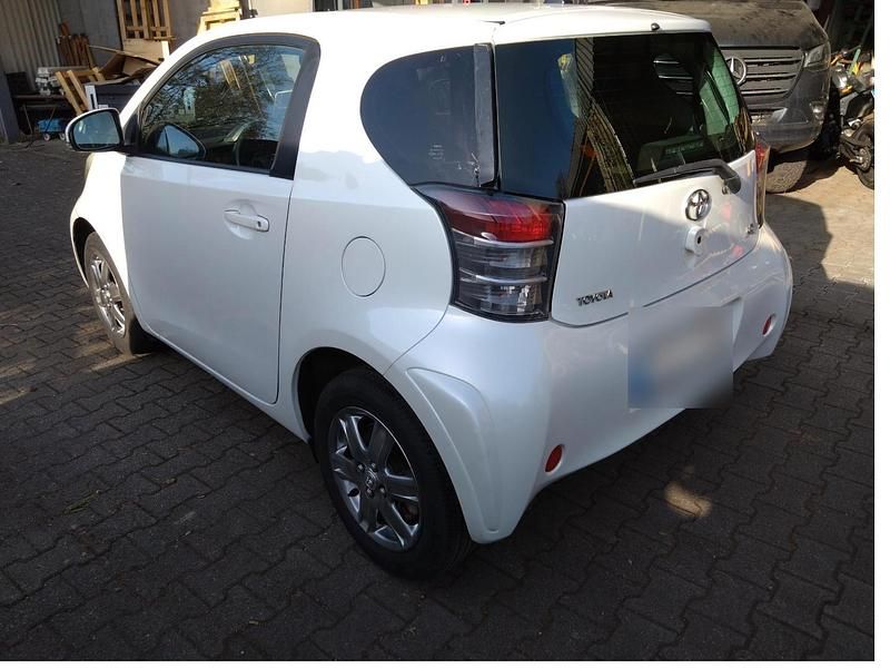 Gebraucht Toyota iQ 68 PS (50 kW) 2009 Kleinwagen