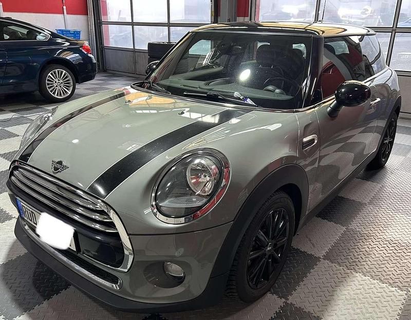 Grau Gebraucht 2019 Mini Cooper Kleinwagen | 12.750 € (Superpreis) - Bild 1/4