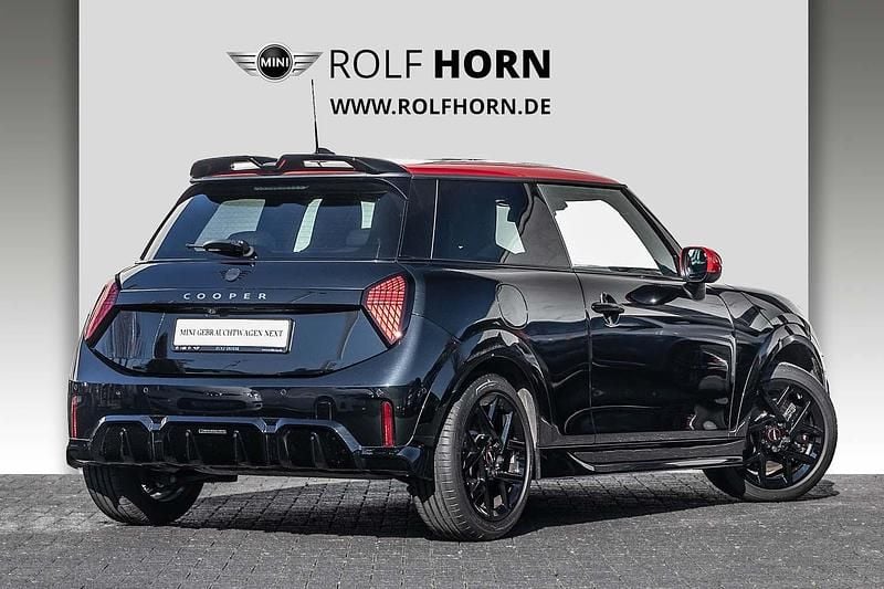 Gebraucht Mini John Cooper Works 156 PS (114 kW) 2024 Schwarz Kleinwagen