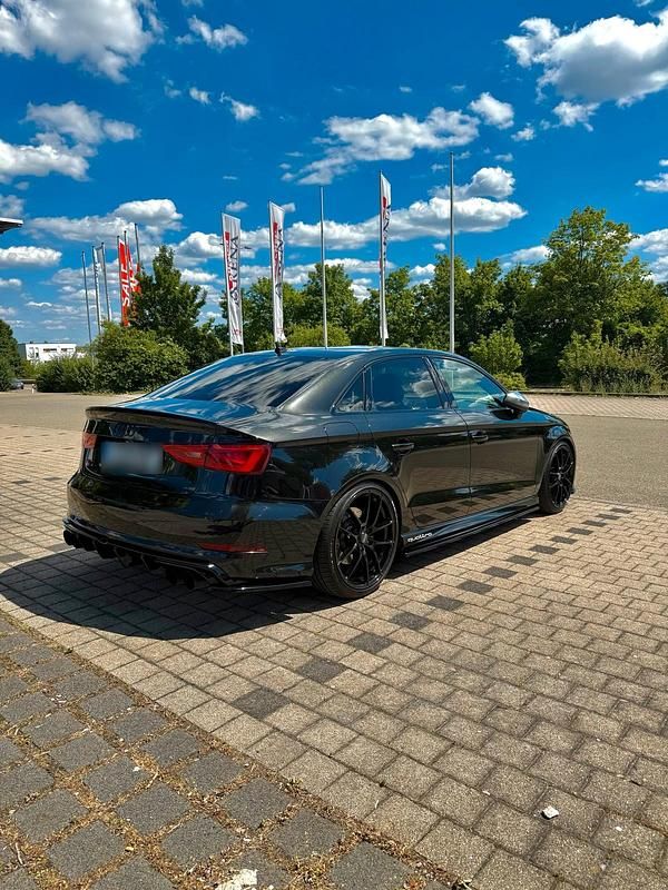 Gebraucht Audi S3 Comfort 300 PS (220 kW) 2015 Schwarz Limousine