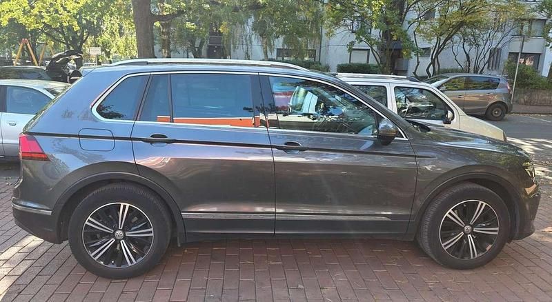 Gebraucht VW Tiguan Sound 150 PS (110 kW) 2017 Grau SUV
