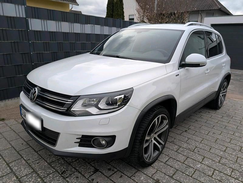 Gebraucht VW Tiguan LOUNGE 150 PS (110 kW) 2016 Weiß SUV