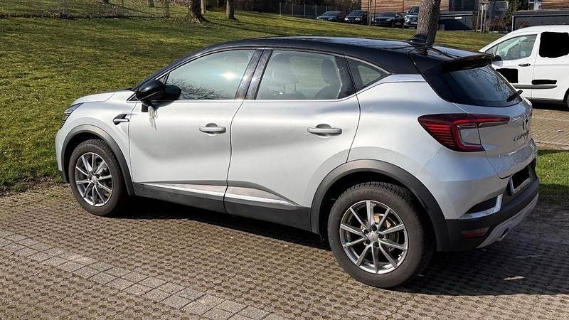 Gebraucht Renault Captur Intens 140 PS (102 kW) 2021 Silber SUV