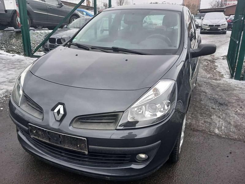 Gebraucht Renault Clio II Dynamique 75 PS (55 kW) 2006 Grau eclipse Kleinwagen