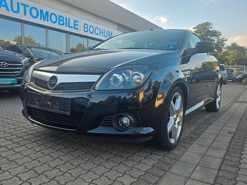 Schwarz Gebraucht 2005 Opel Tigra Sport | 2.799 € (Fairer Preis) - Bild 1/4