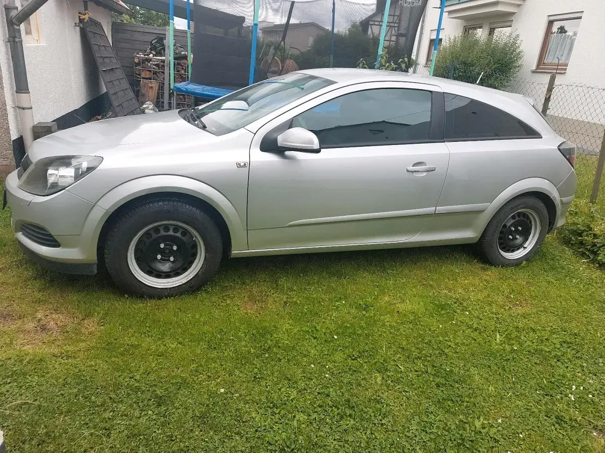 Gebraucht Opel Astra GTC 2005 Silber Coupé