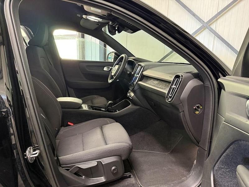Gebraucht Volvo XC40 Core 169 kW (231 PS) 2022 Schwarz SUV