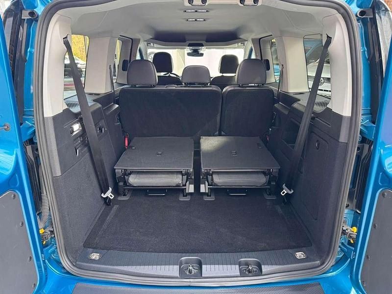 Gebraucht VW Caddy Maxi 130 PS (95 kW) 2022 Blau Van / Kleinbus