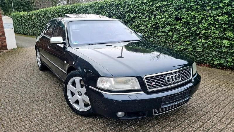 Gebraucht Audi S8 Comfort 360 PS (264 kW) 2002 Schwarz Limousine