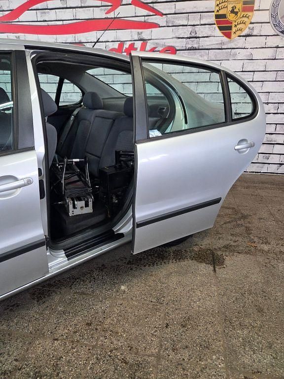 Gebraucht Seat Toledo 101 PS (74 kW) 2000 Silber Limousine