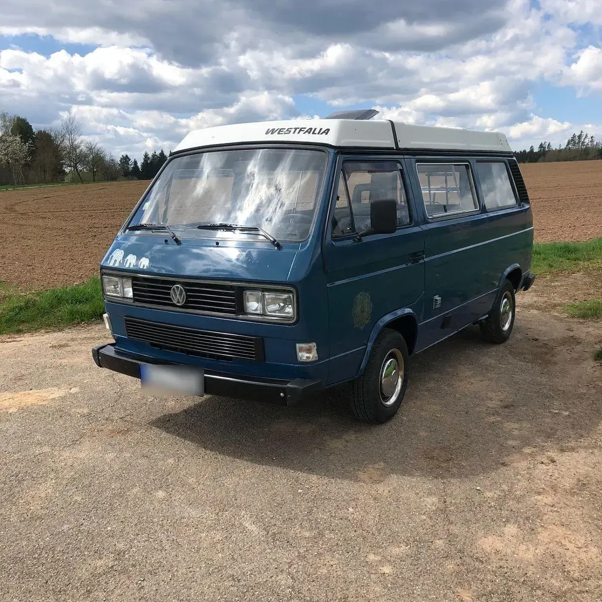Occasion VW Multivan 70 ch (51 kW) 1987 Bleue Monospace