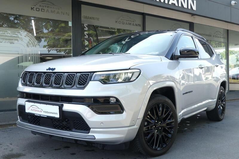 Silber Gebraucht 2022 Jeep Compass SUV | 21.770 € (Guter Preis) - Bild 1/4