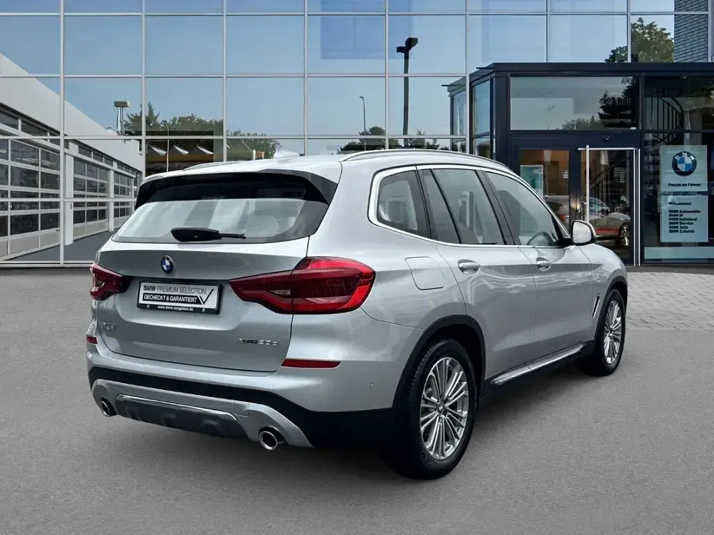 Gebraucht BMW X3 Luxury Line 190 PS (139 kW) 2019 Silber SUV