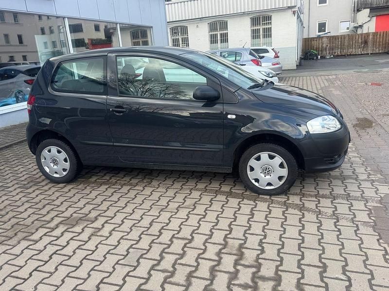 Gebraucht VW Fox Basis 54 PS (39 kW) 2007 Grau Kleinwagen