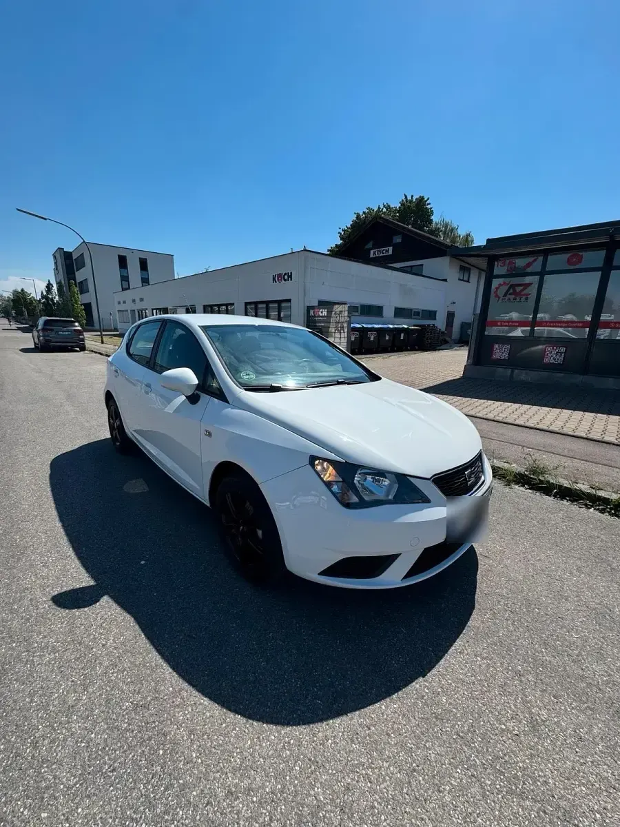 Gebraucht Seat Ibiza 90 PS (66 kW) 2017 Weiß Limousine