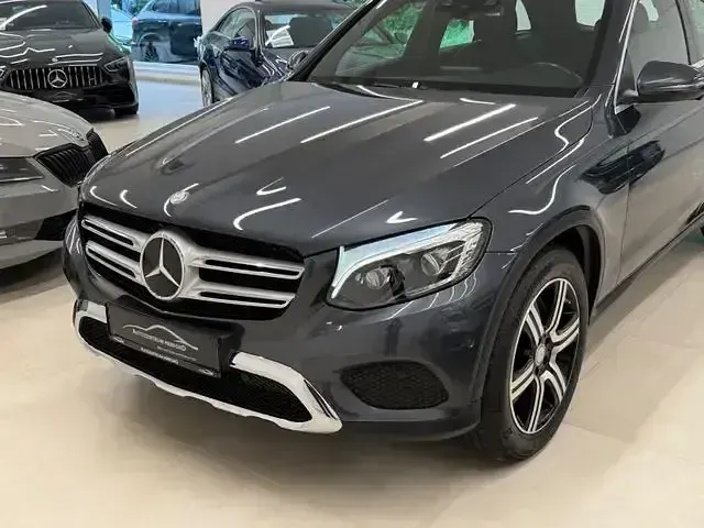 Gebraucht Mercedes GLC400d AMG line 330 PS (242 kW) 2016 Obsidianschwarz SUV