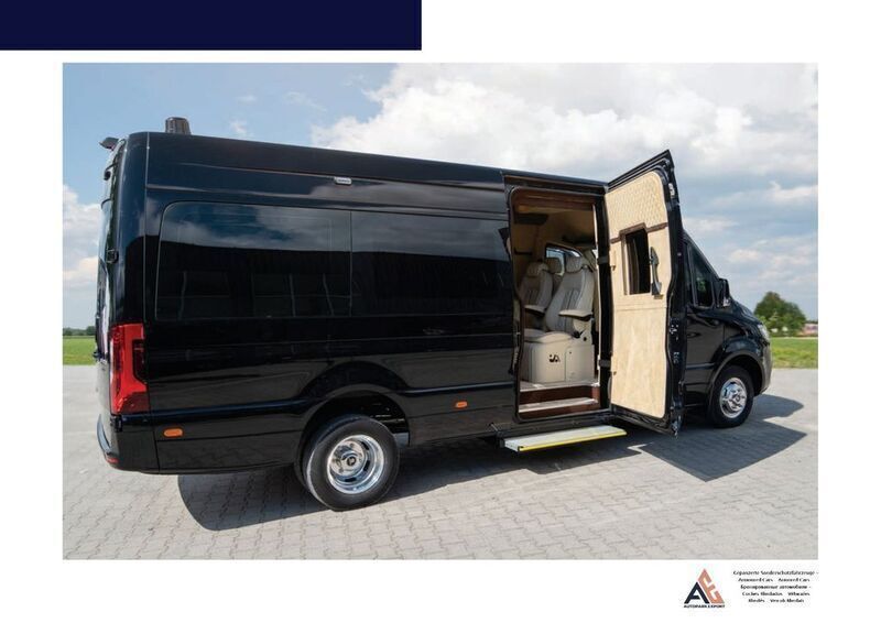 Obsidianschwarz metallic Gebraucht 2020 Mercedes Sprinter Van | 399.999 € - Bild 1/4