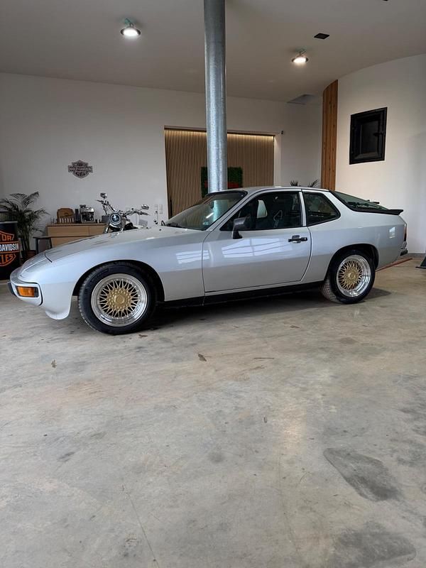 Gebraucht Porsche 924 125 PS (91 kW) 1980 Silber Coupé
