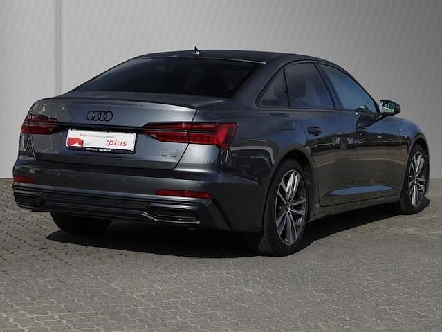 Usado Audi A6 Ambiente 340 HP (250 kW) 2021 Cinzento Sedan