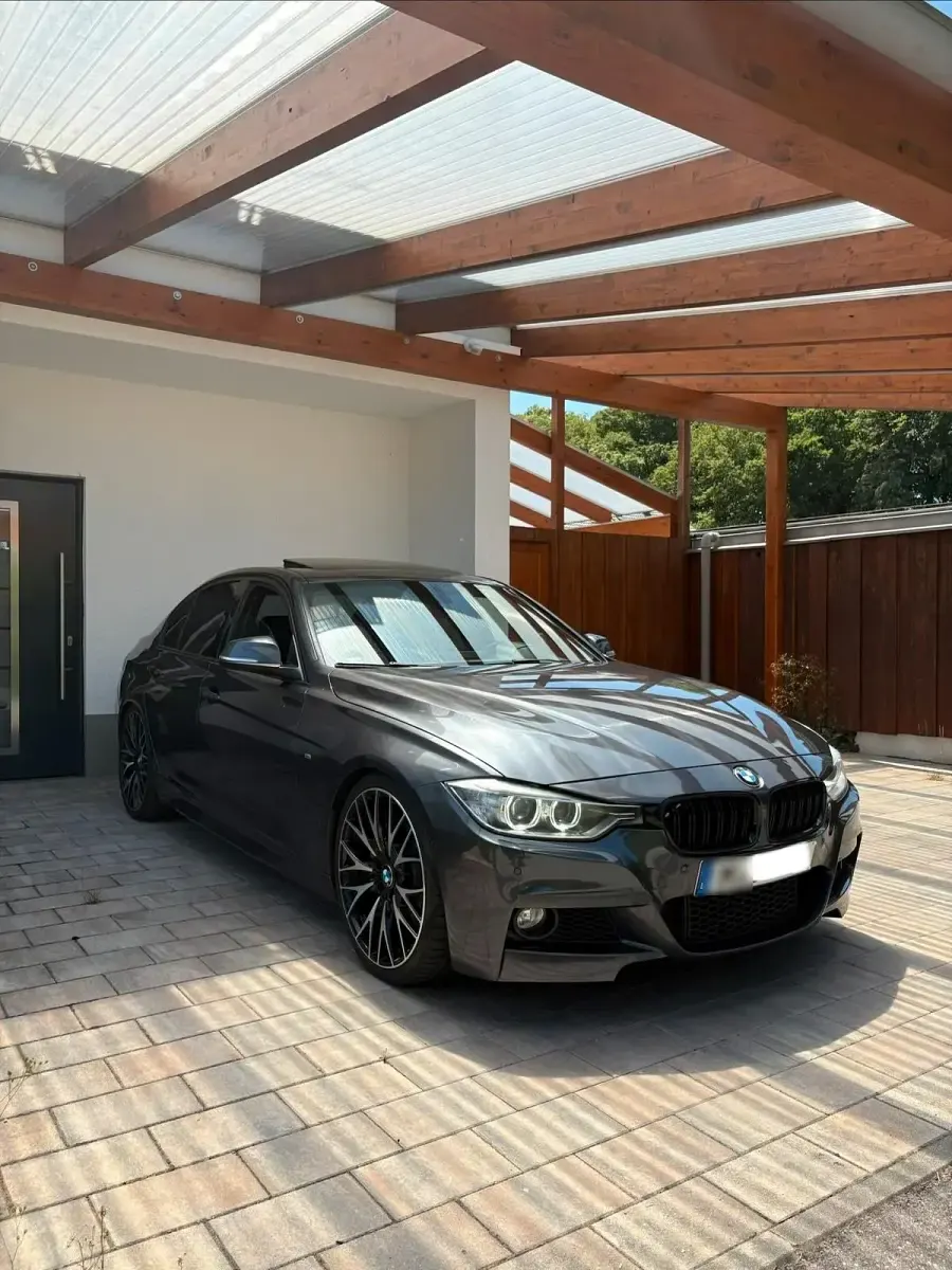 Gebraucht BMW 335 306 PS (225 kW) 2013 Grau Limousine