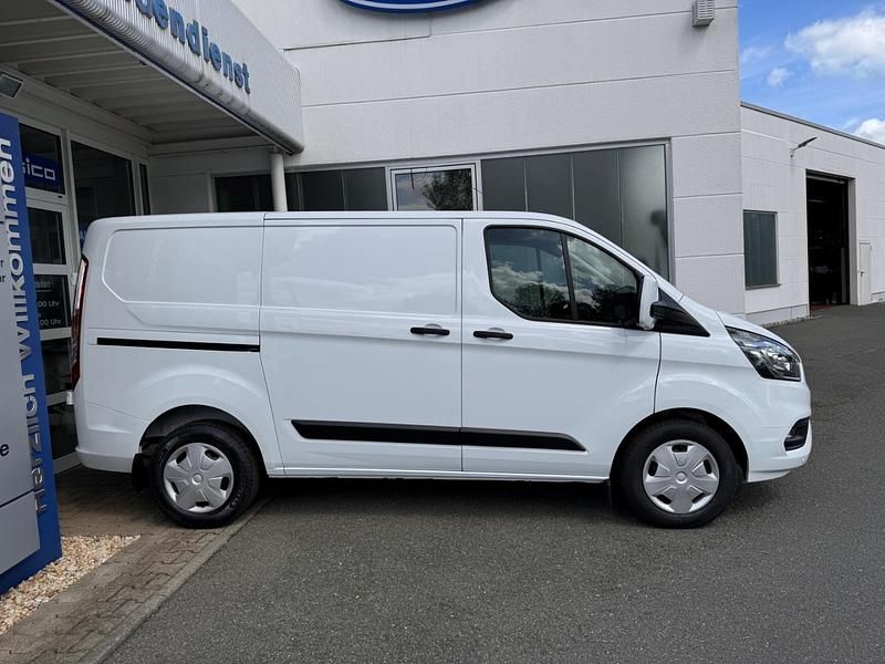 Gebraucht Ford Transit Custom Trend 131 PS (96 kW) 2024 Frostweiß (weiss) Van / Kleinbus