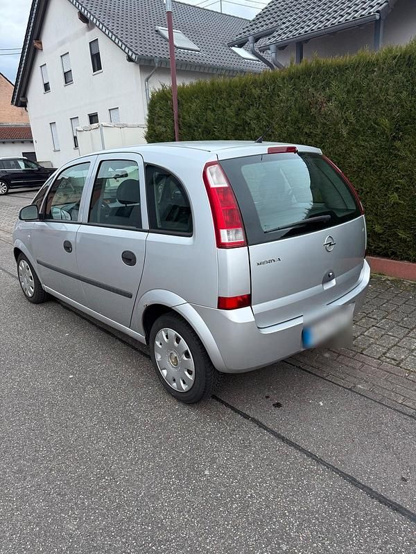Gebraucht Opel Meriva 101 PS (74 kW) 2004 Van / Kleinbus