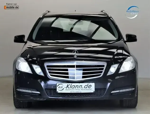 Gebraucht Mercedes E220 170 PS (125 kW) 2012 Schwarz  unilack Kombi