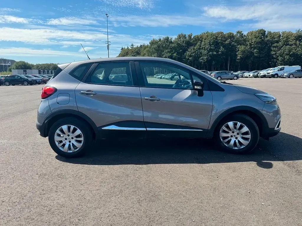 Gebraucht Renault Captur 90 PS (66 kW) 2016 Grau SUV
