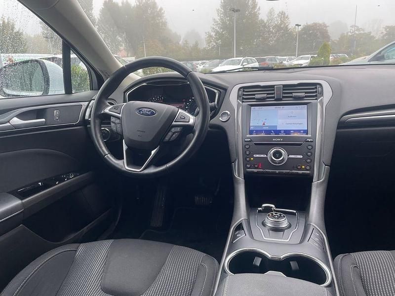 Gebraucht Ford Mondeo Titanium 150 PS (110 kW) 2020 Weiß Kombi