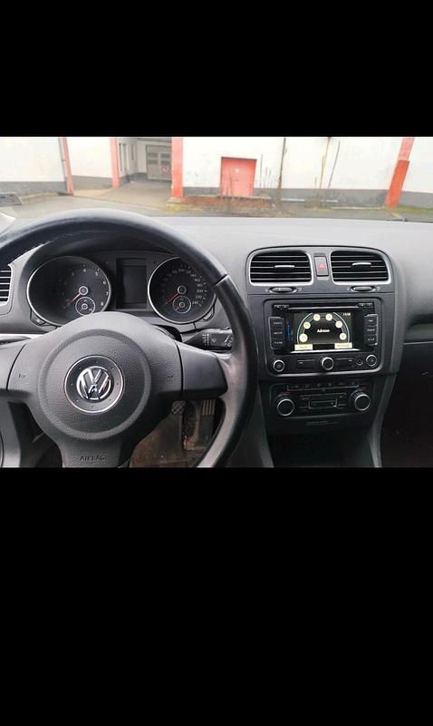 Gebraucht VW Golf VI 80 PS (58 kW) 2010 Grau Kleinwagen