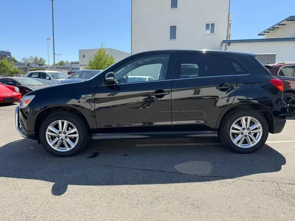 Second-hand Mitsubishi ASX Edition 150 CP (110 kW) 2011 Negru SUV