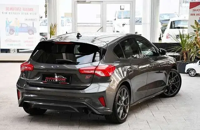 Gebraucht Ford Focus ST 280 PS (205 kW) 2019 Grau Limousine