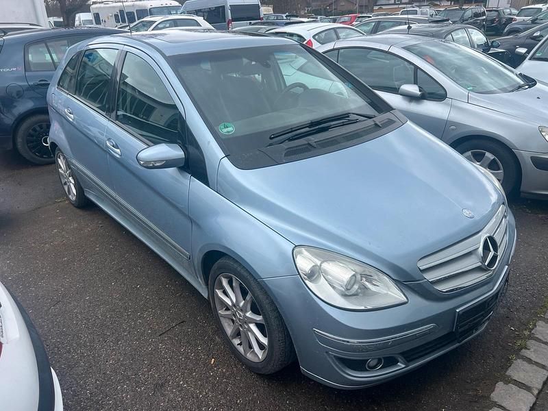 Gebraucht Mercedes B200 75 PS (55 kW) 2005 Blau Van / Kleinbus