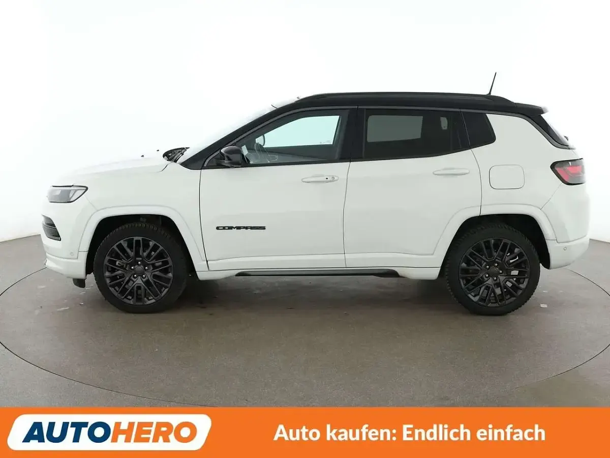 Gebraucht Jeep Compass 241 PS (177 kW) 2022 Weiß SUV