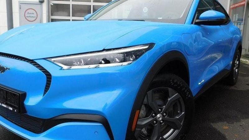 Gebraucht Ford Mustang Mach-E Basis 197 kW (269 PS) 2022 Blau SUV