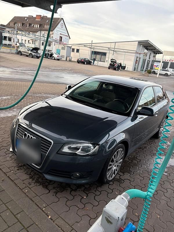 Grau Gebraucht 2008 Audi A3 Coupé | 4.800 € (Fairer Preis) - Bild 1/4