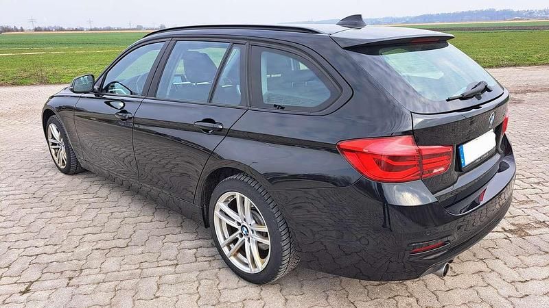 Second-hand BMW 318 150 CP (110 kW) 2019 Negru Break