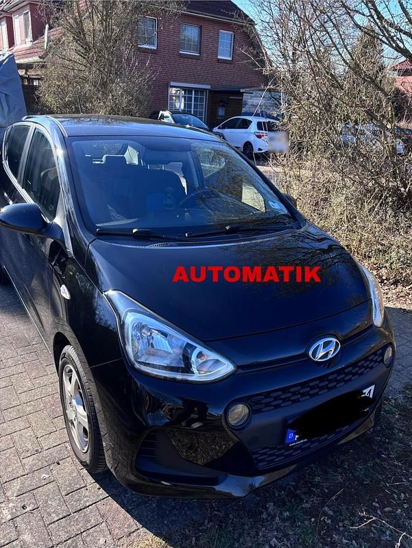 Gebraucht Hyundai i10 67 PS (49 kW) 2017 Schwarz Kleinwagen