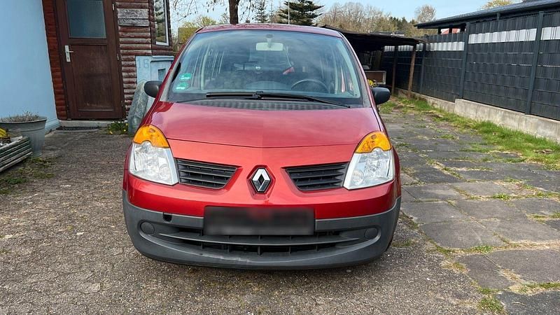 Second-hand Renault Modus 75 CP (55 kW) 2005 Roșu Monovolum