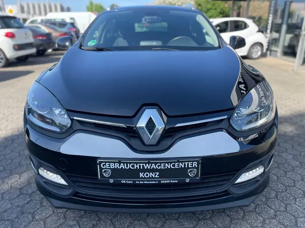 Gebraucht Renault Mégane III LIMITED 116 PS (85 kW) 2016 Schwarz Limousine