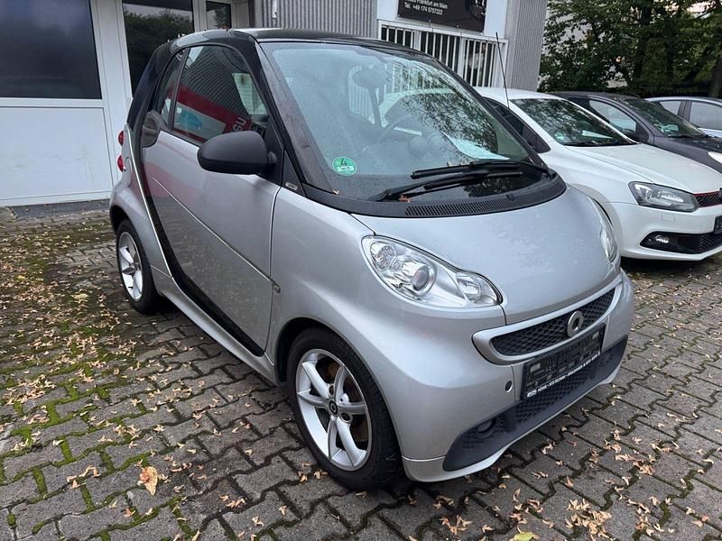 Silber Gebraucht 2014 Smart ForTwo Coupé Passion Coupé | 4.900 € (Guter Preis) - Bild 1/4