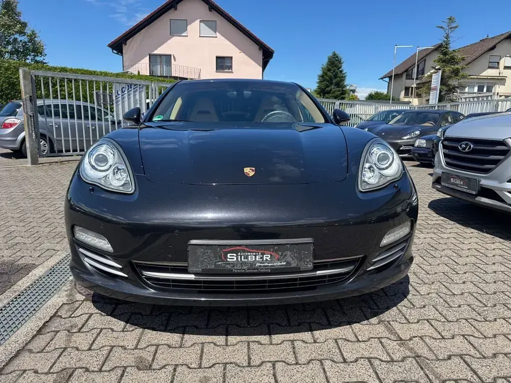 Gebraucht Porsche Panamera Platinum Edition 250 PS (183 kW) 2012 Schwarz Kleinwagen
