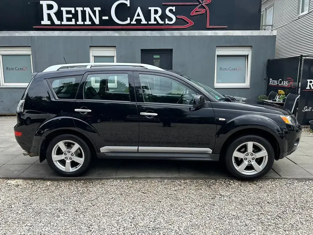 Gebraucht Mitsubishi Outlander Instyle 170 PS (125 kW) 2010 Schwarz SUV