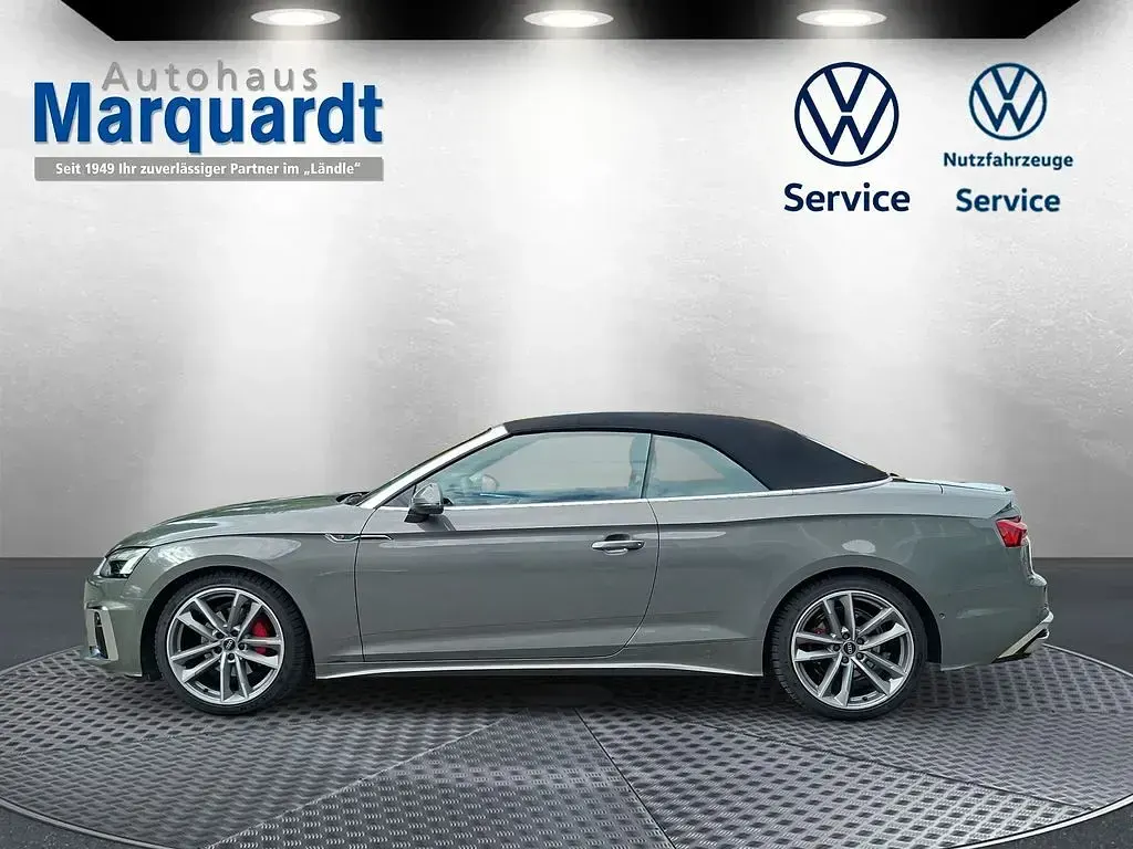 Gebraucht Audi A5 Cabriolet S-Line 204 PS (150 kW) 2024 Grau Cabrio