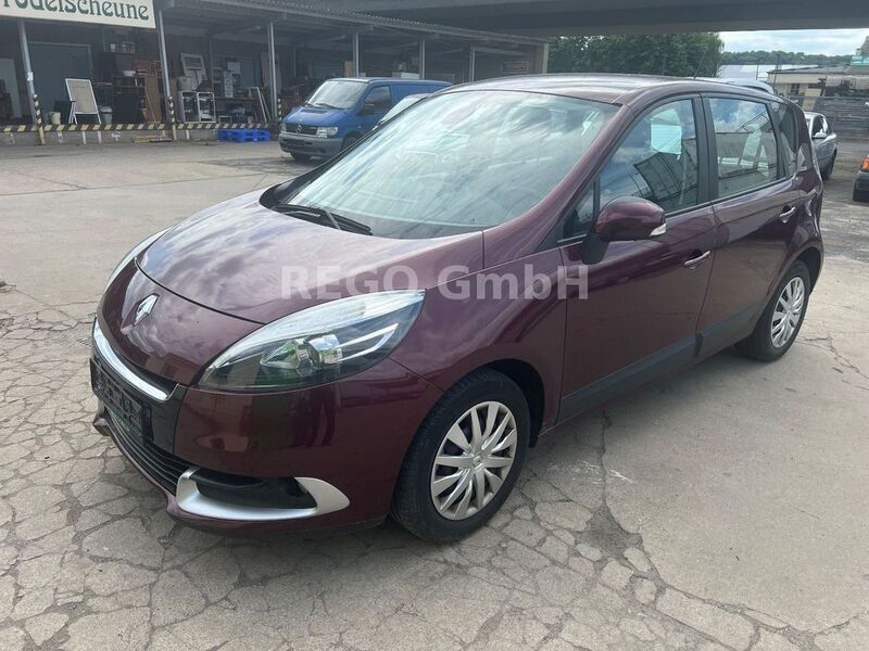 Rot Gebraucht 2012 Renault Scénic III Expression Van / Kleinbus | 3.300 € (Superpreis) - Bild 1/4
